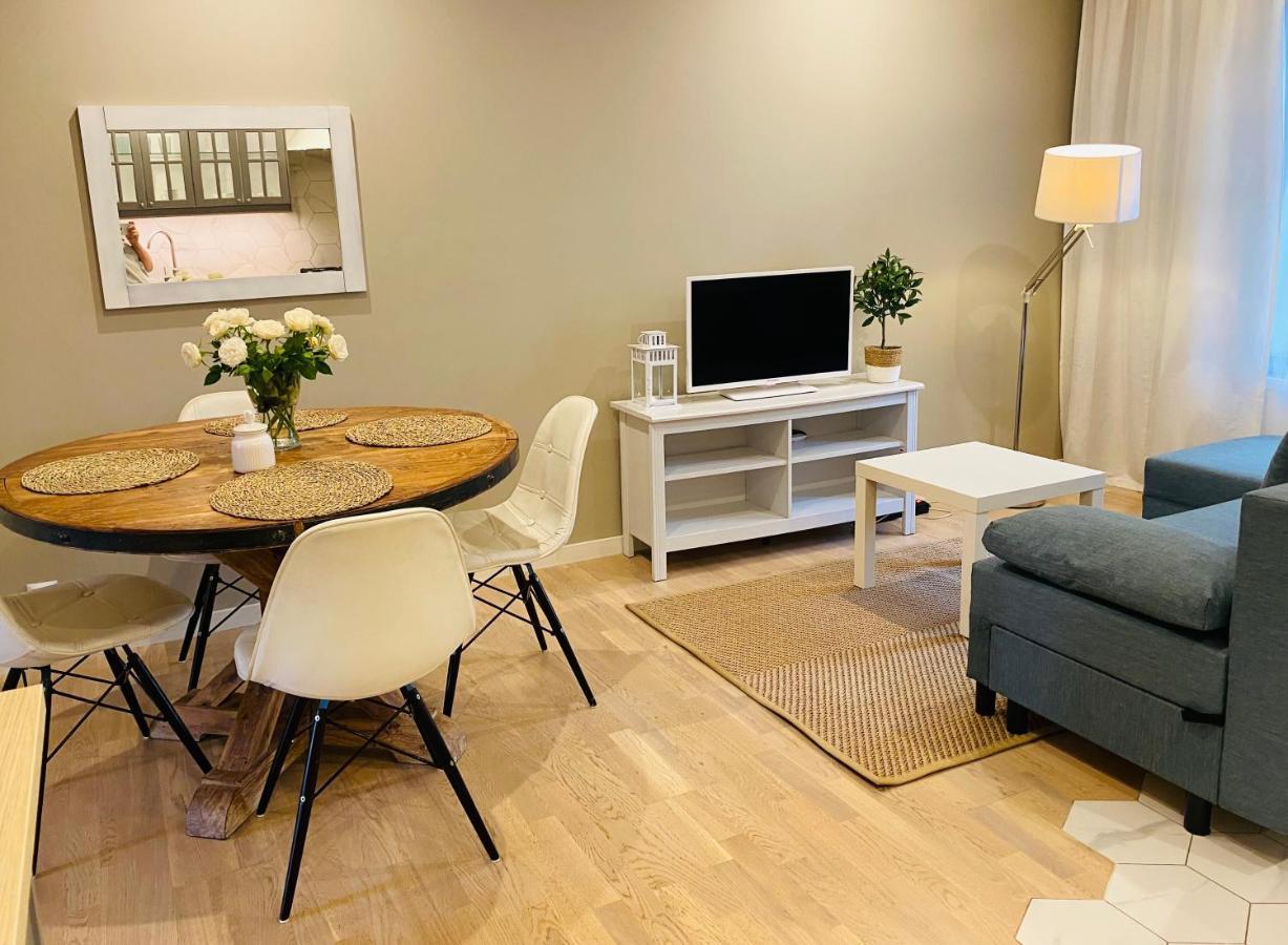 Lounge Club Apartment Гданьск Экстерьер фото